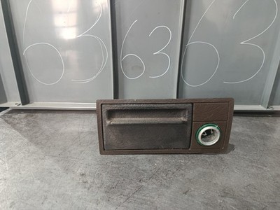 Volkswagen Golf Scirocco 1 MK I  Aschenbecher gehäuse Aschenbecher 171857325B