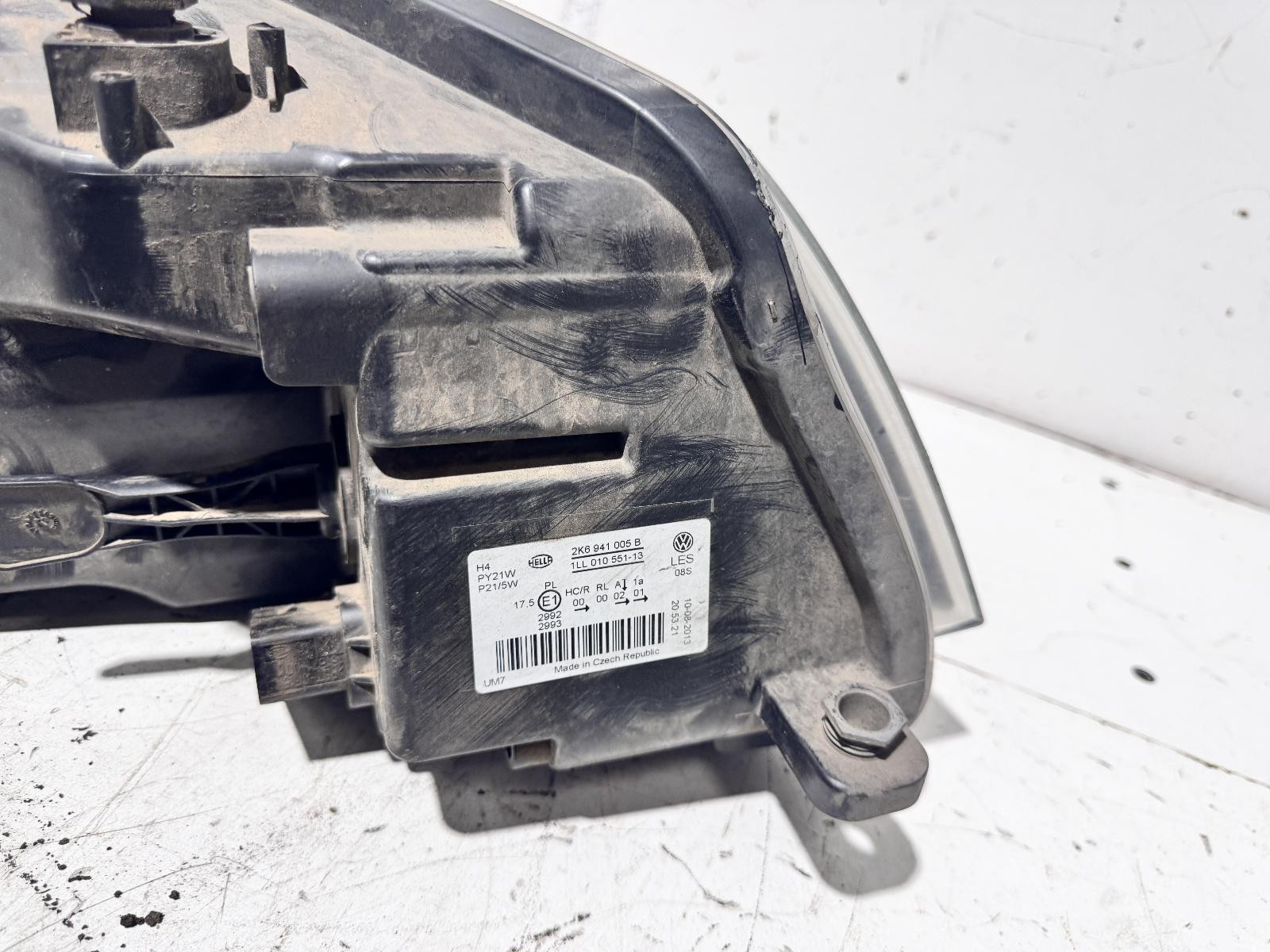 Volkswagen Caddy Left Head Light 2K 08/2010-06/2015 - thumbnail 3