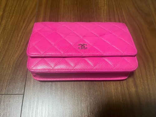 CHANEL Caviar Skin Chain Wallet Pink Quilted CC Logo Flap Bag