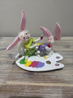 Annalee 5'' Egg Painting Bunny Pals Item #200909 - 2009