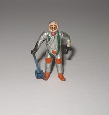 Altfigur Silberner Astronaut mit Schaufel