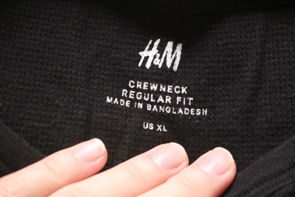 H&M Women’s Black Sweater Long Sleeve Crew Neck Regular Fit Size XL - Image 3 of 4