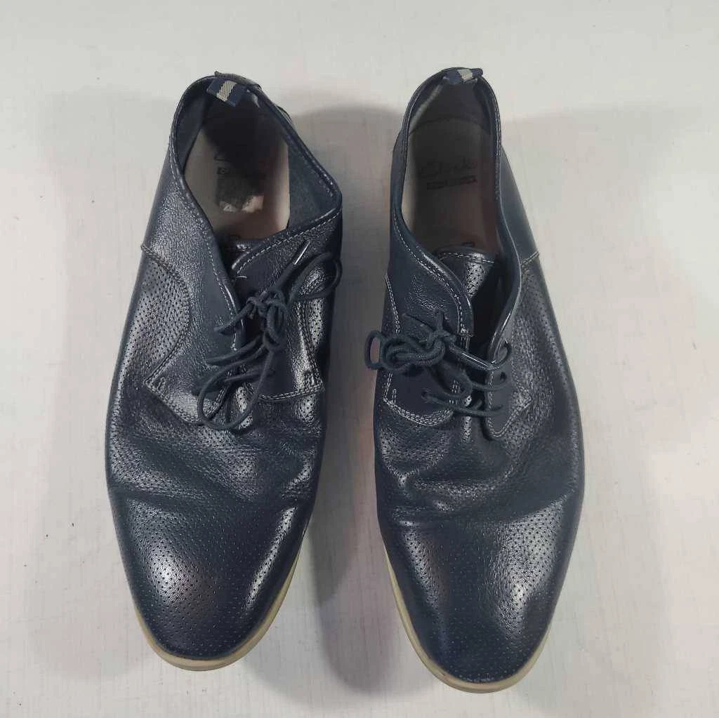 Scarpe eleganti Clarks da uomo Oxford blu navy cuscino ortolite lacci forati 12M