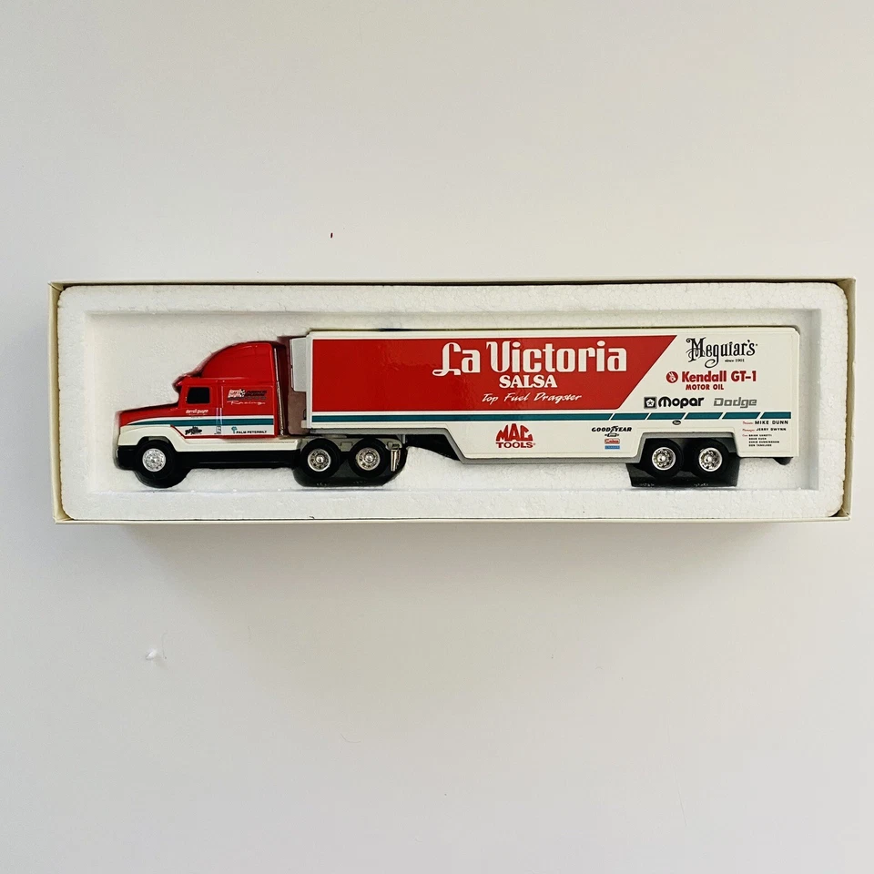 ERTL La Salsa Victoria Racing  1:64 Scale Die Cast Freightliner  Tractor Trailer - Image 3 of 4