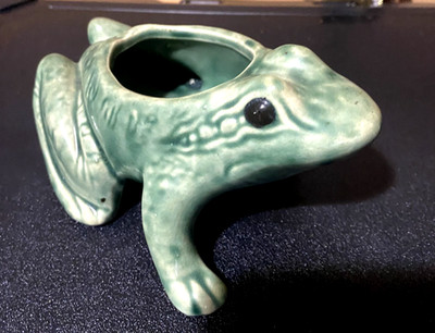 Brush McCoy Pottery-Green Toad Frog Planter-Mid-20th century Vintage