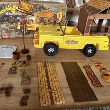 Vtg 1973 Mattel The Sunshine Family Van Piggyback Shack Accessories Box Truck