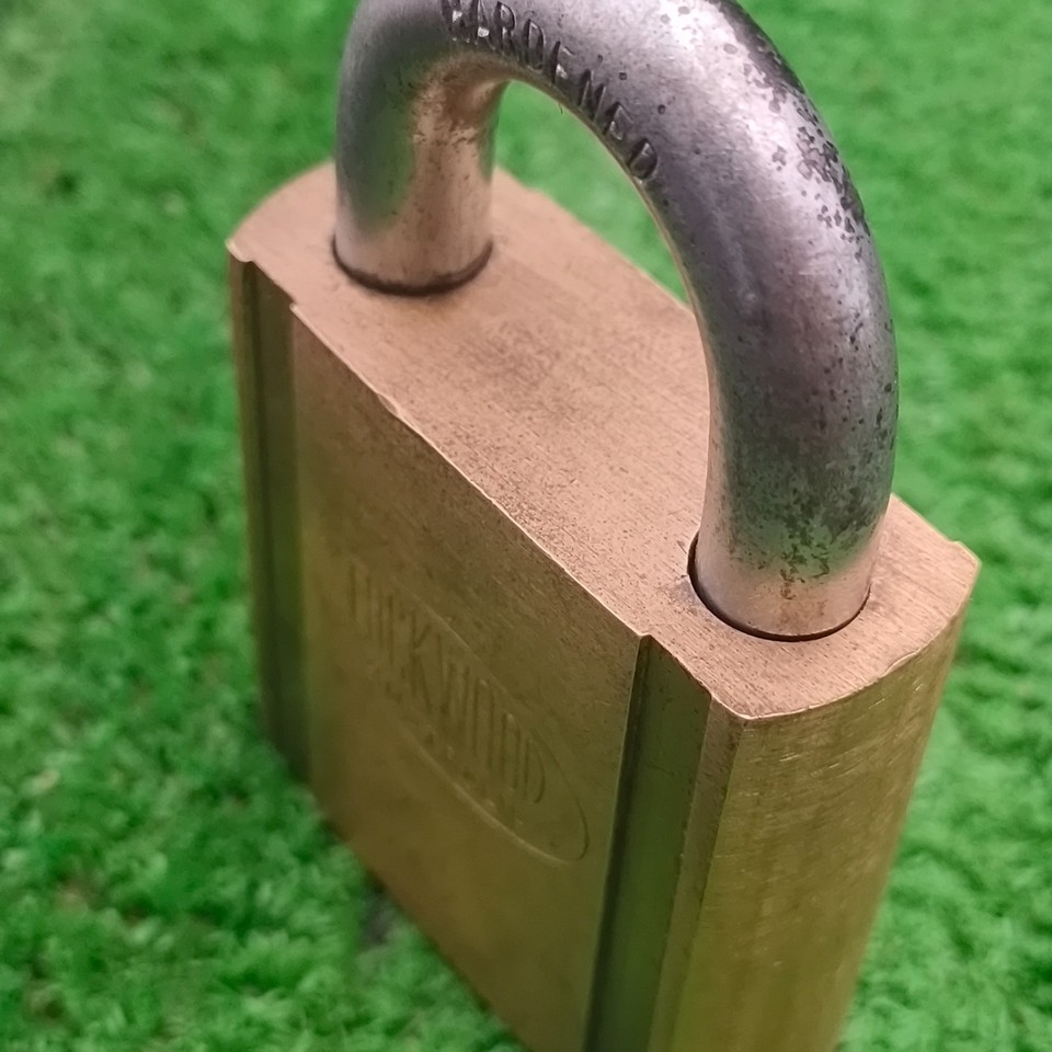 Uxcell 5 Pcs Plastic Snap In Type Locking Hole Plugs 25mm X - Foto 12