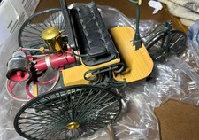 Black Brown Brass Tone Red Patent Motorwagon Replica Decorative Model Car Black Brown Brass Tone Red Patent Motorwagon Replica Decorative Model Car