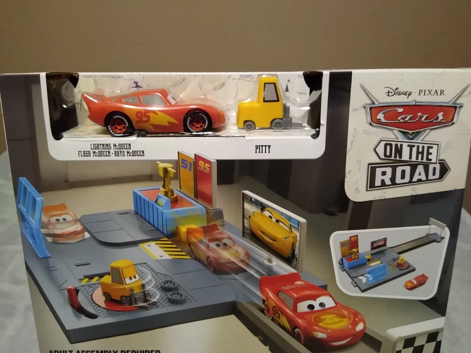 Disney Pixar Cars ⭐ On The Road ⭐ Playset Lightning + Pitty Cars Mattel ~NEW - Image 2 of 4
