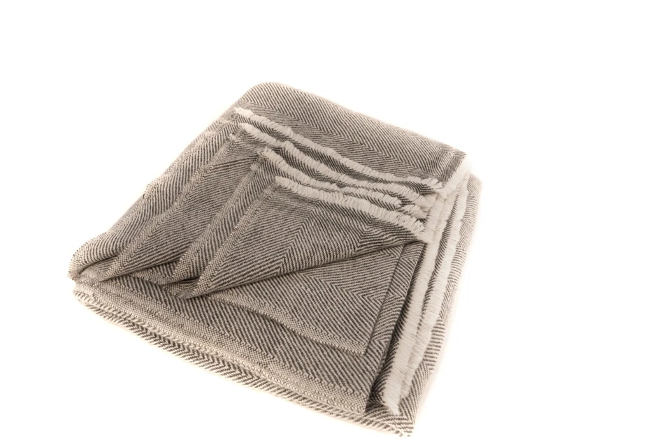 Extra Soft Cashmere High Quality Blanket / Throw Travel - Made in Nepal 56"X102" - Image 2 of 3