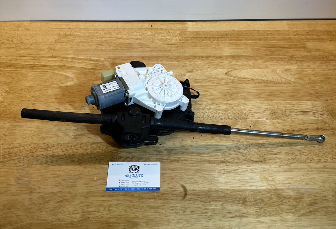 医龍2 OEM 10-14 Rolls Royce Ghost Rear Left Door Soft Close Motor