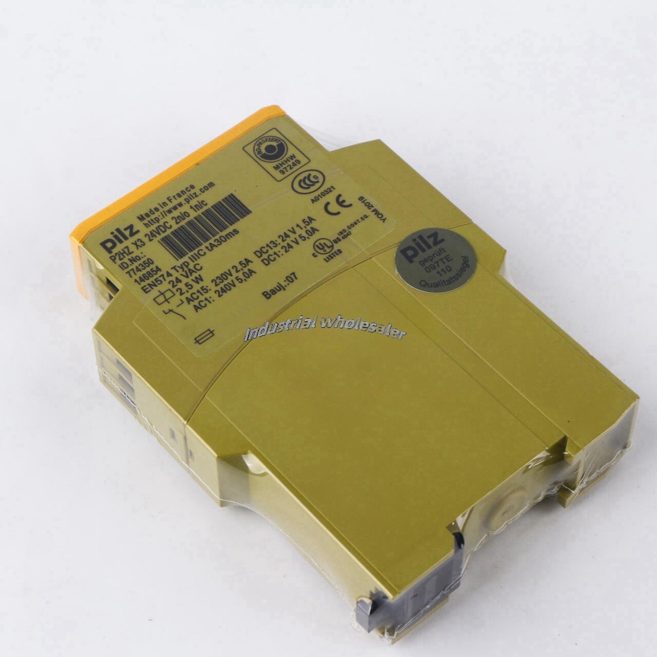 1PC Brand New Pilz P2HZ X3 774350 Safety Relay 24VDC 2n/o Fast Shipping