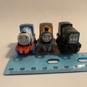 mini trenes de thomas