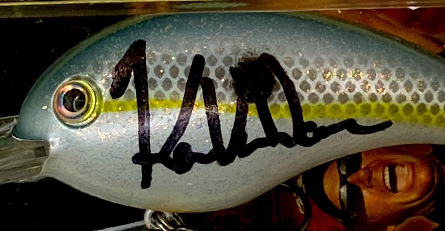 Vintage Rare NOS Strike King Kevin VanDam“AUTOGRAPHED”KVD Limited￼ Crankbait ￼ - Image 16