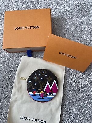 Louis+Vuitton+Round+Coin+Purse+Christmas+Bears+Animation+Monogram+M63331  for sale online