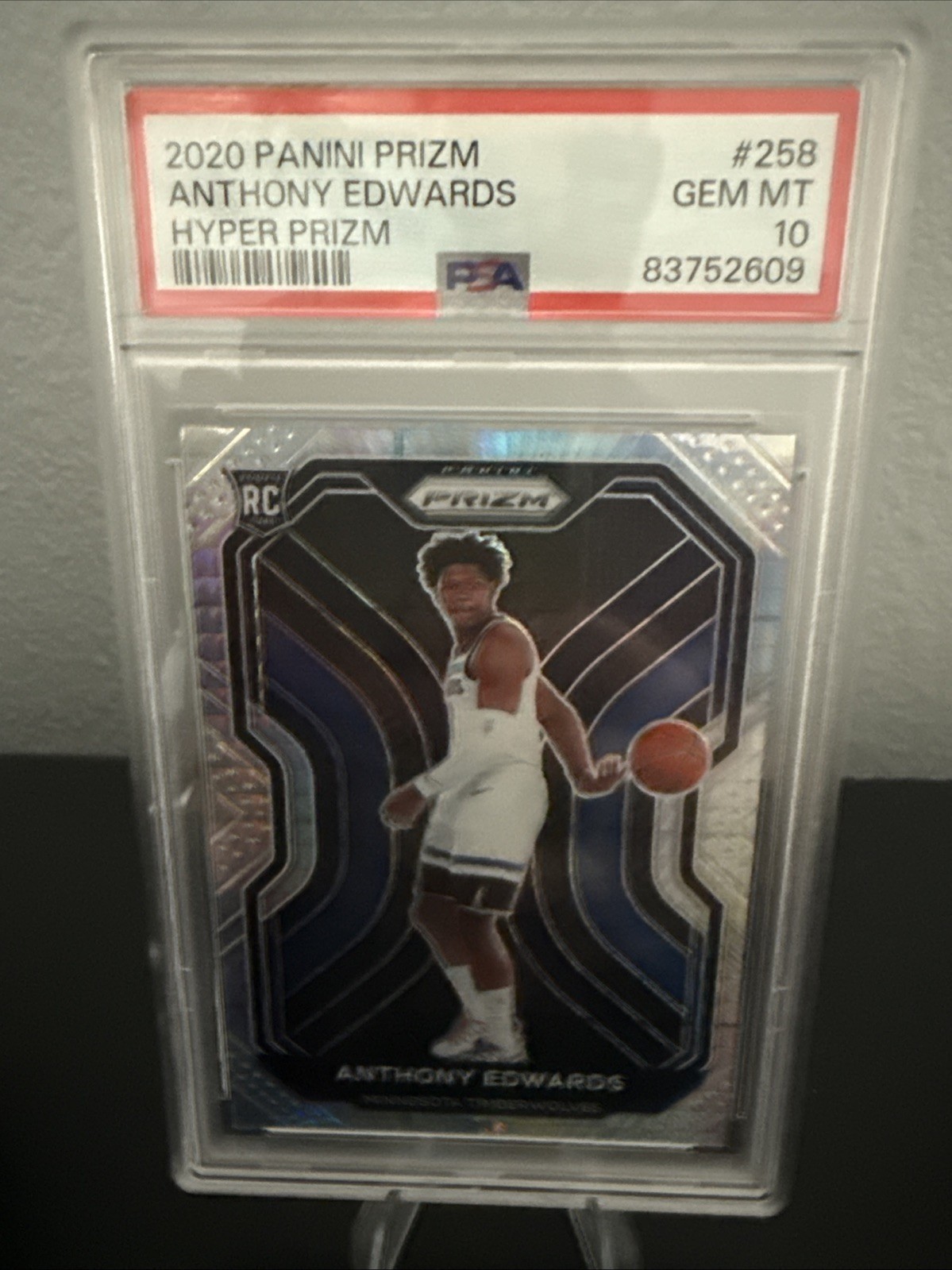 2020 Panini #258 Anthony Edwards Hyper Prizm PSA 10