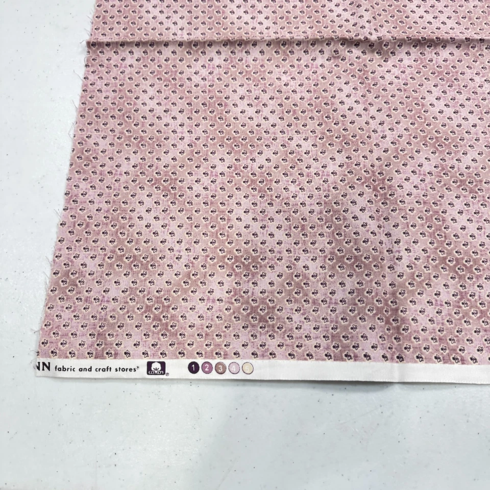 joann quilting fabric pink dots cotton 42x18 - Image 3 of 4