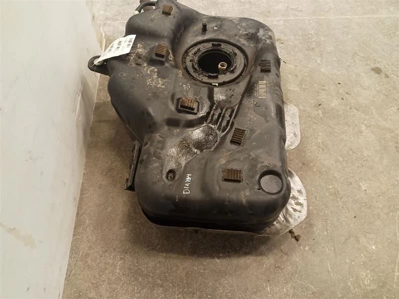 14.9 Gallon Diesel Fuel Tank from 2018 GMC Terrain FWD 10049186 — 第 2/4 张图片