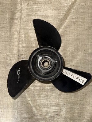 Force 12 5/8x21P Aluminum Right Hand 3 Blade Propeller P694