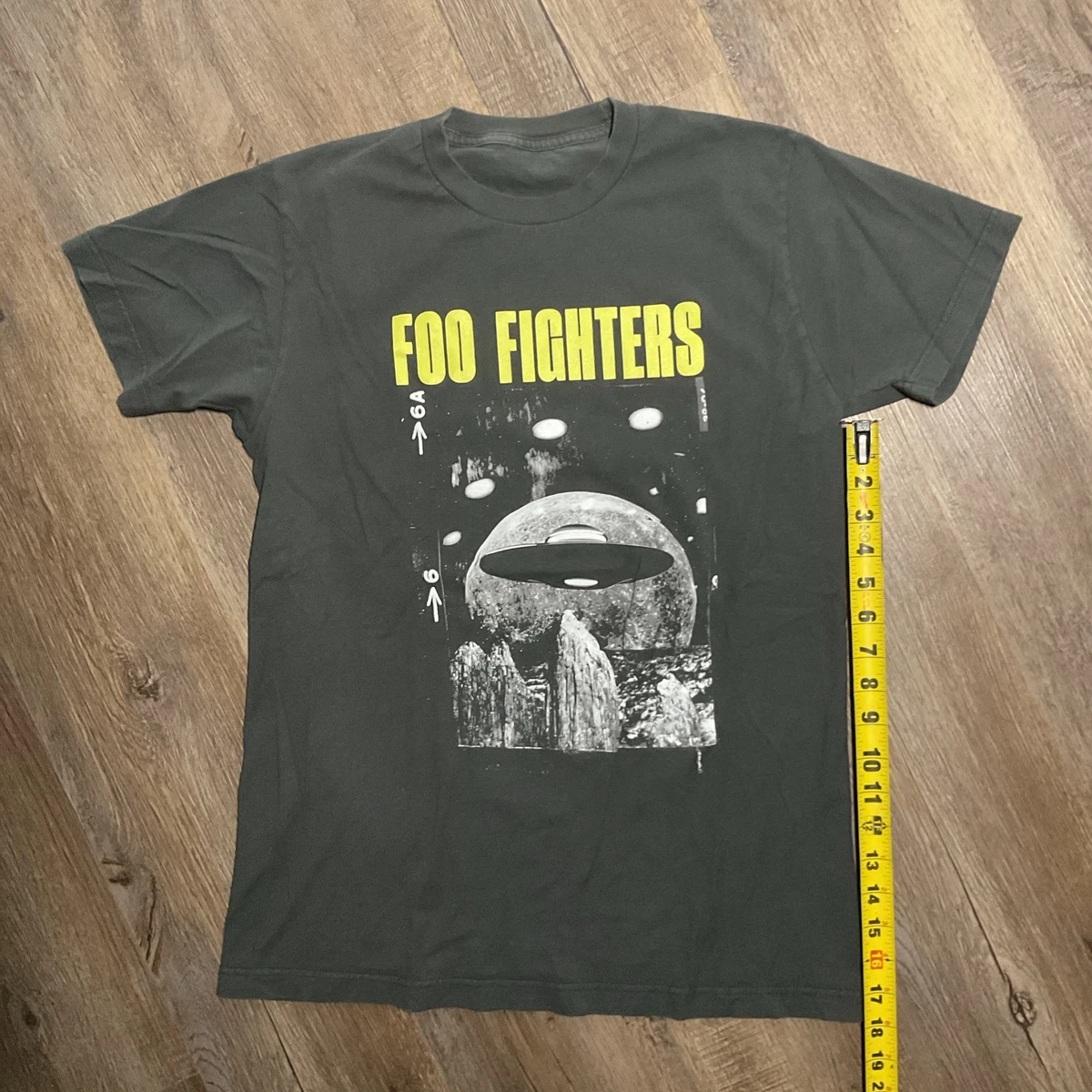 【Foo Fighters 】ツアーTシャツ！ Foo Fighters Shirt for sale - eBay