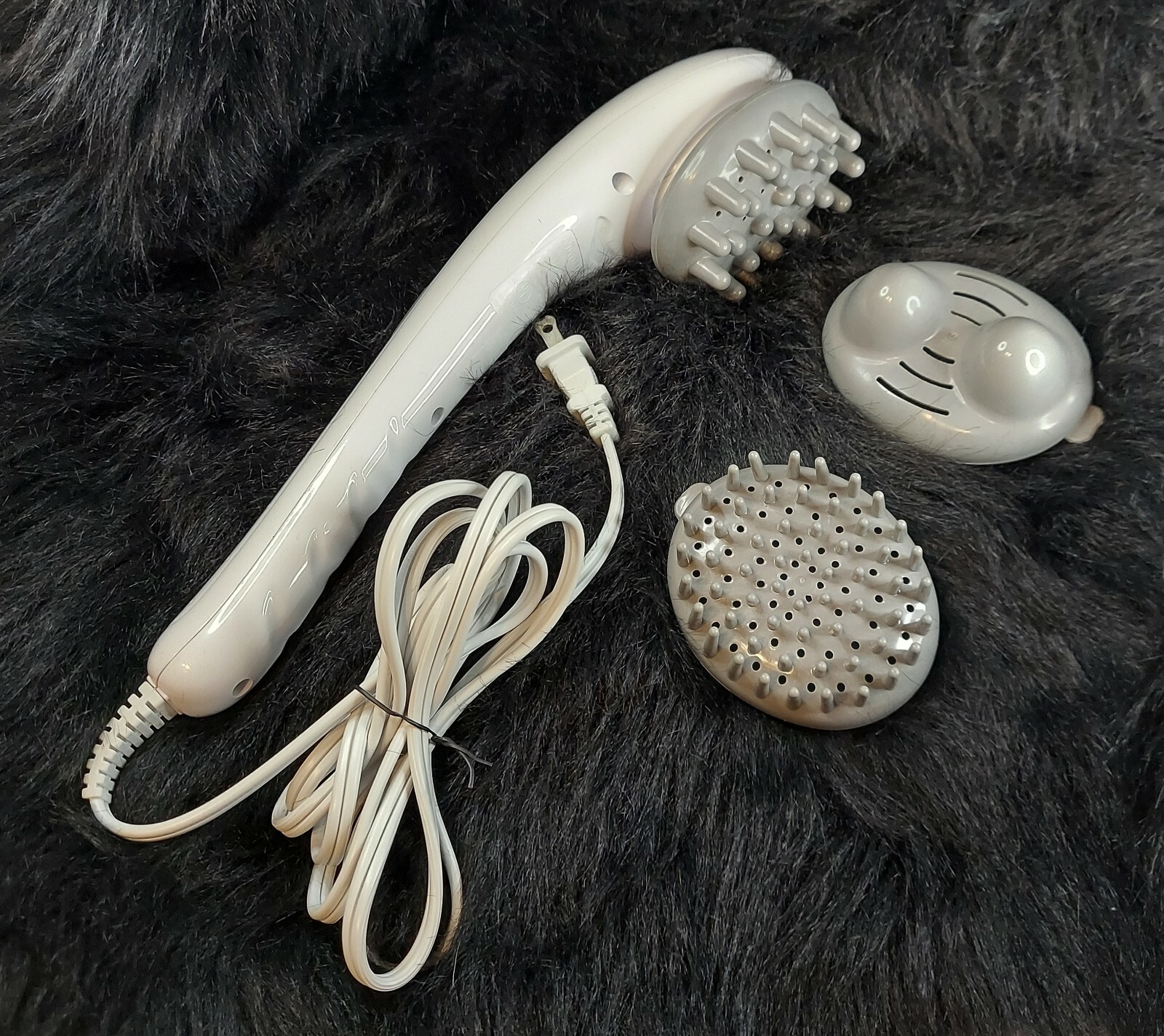 NuvoMed Electronic Heated Massager Therapeutic Vibration (3 Heads) Spa