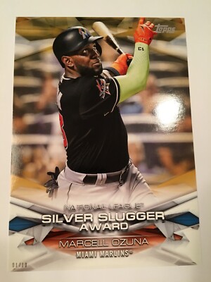 2018 Topps MLB Awards 5x7 Jumbo Marcell Ozuna Marlins 43 Gold 01/10