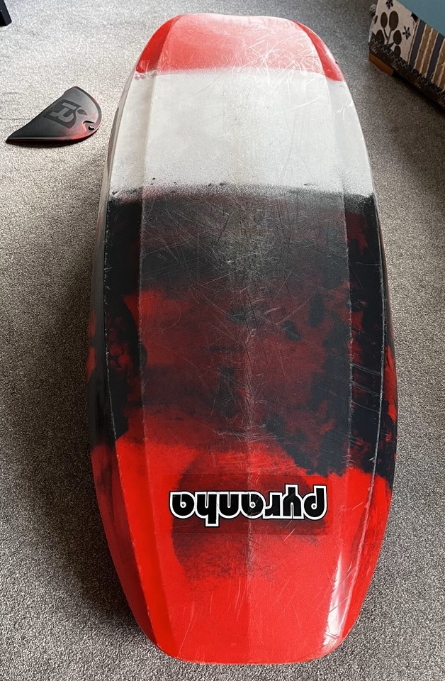 Pyrahna Jed M Connect 30 Whitewater Kayak Lightly Used, (IR Thruster