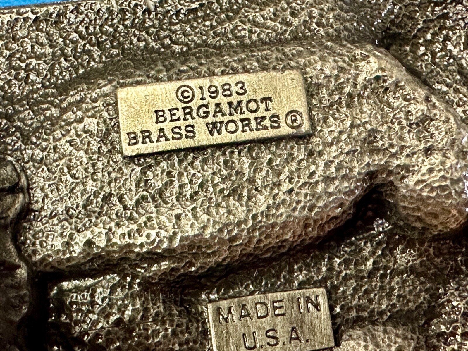 RR Train Steam Engine Under Bridge Collectors 70'… - image 11