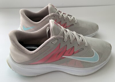 Nike Quest Woman’s Running Shoes Size 10 Pink/Grey Athletic Lace Up
