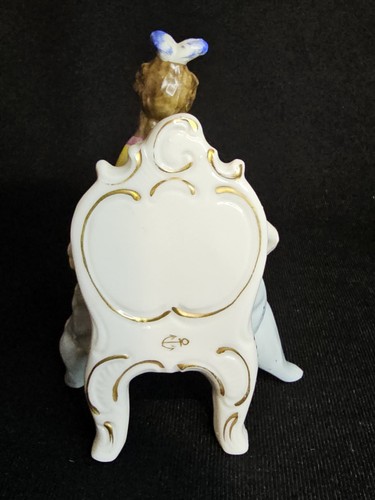 Antique Pair of Continental Porcelain Figures of a Courting Couple Seated - Picture 4 of 13