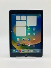 Apple iPad 5th Generation 32 GB Wi-Fi iOS 16 81 BH