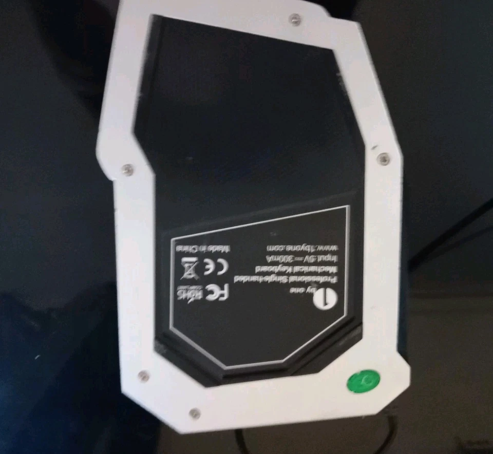 PROFESSIONAL SINGLE-HANDED MECHANICAL GAMING KEYBOARD (1 BY ONE) - Image 2 of 3