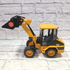 Bruder CAT Wheel Loader Plastic Toy 1418/01 Y...