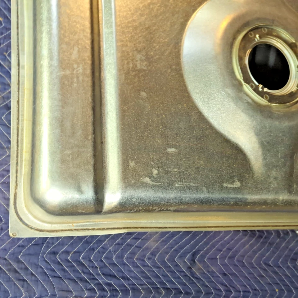 Spectra Premium GM8C Fits 1987-1995 G10 G20 G1500 G2500 22 Gallon Fuel Gas Tank - Image 4 of 4