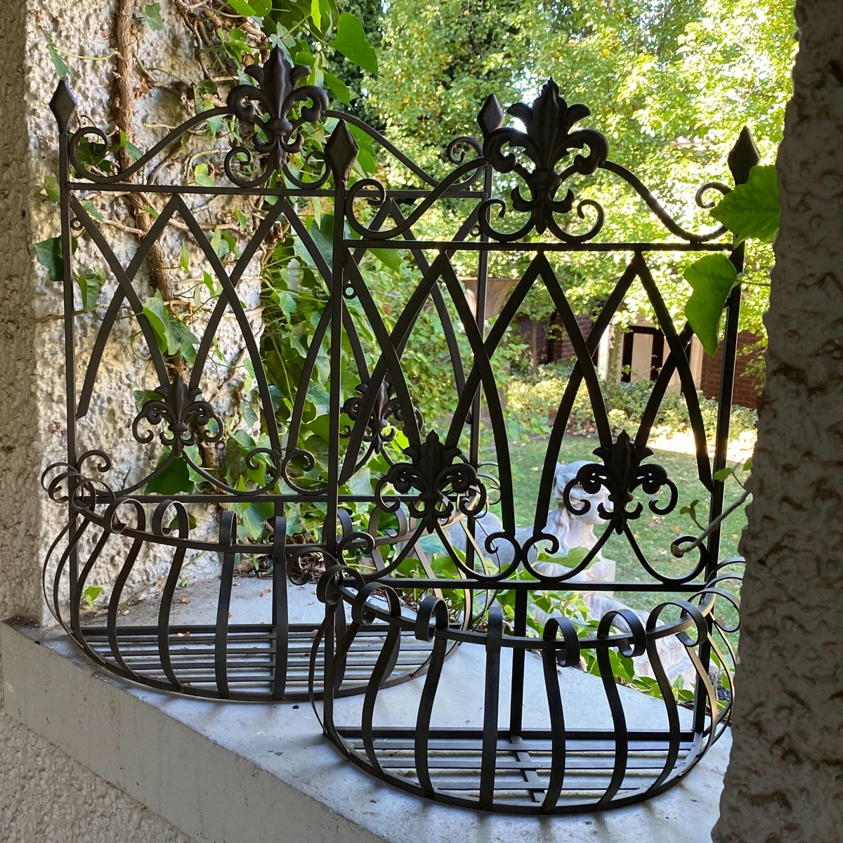 Set 2 Wall Planters Basket Metal Antique Rustic Brown Garden D cor