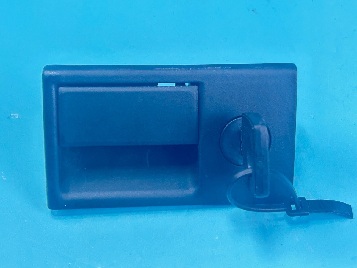 Mercedes W124 E Class Glove Box Lock with Key 1246800084 Genuine