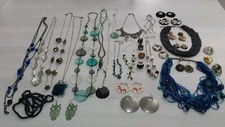 Lotto Bigiotteria Varia , Collane Orecchini E Spille