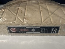 NEW YORK YANKEES  GAME USED 3rd Base STEINER/MLB Authentic 7-26-17