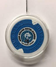 MGM Casino Las Vegas $1 Chip Christmas Tree Ornament Holiday Hanging Poker Grand