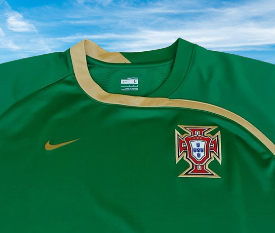 PORTUGAL 2008-2010 TRAINING NIKE-FIT JERSEY SHIRT L # 268567-303