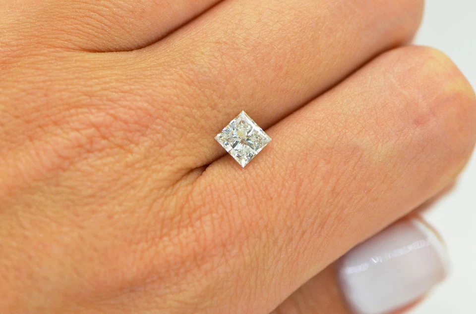 Princess Cut Diamond Certified 1 Carat F/SI2 Loose Natural Enhanced 5.58X5.45 MM - Image 4 of 4