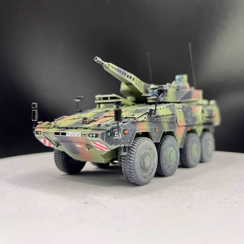 AM 1/72 German Boxer Armored Vehicle CRV block2 NATO Tricolor Finished Model - Picture 5 of 22