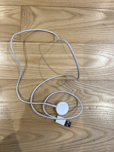 Genuine Apple Magnetic Watch Charger A1768 1m Cable White For Series 5/4/3/2/1 - Picture 3 of 6