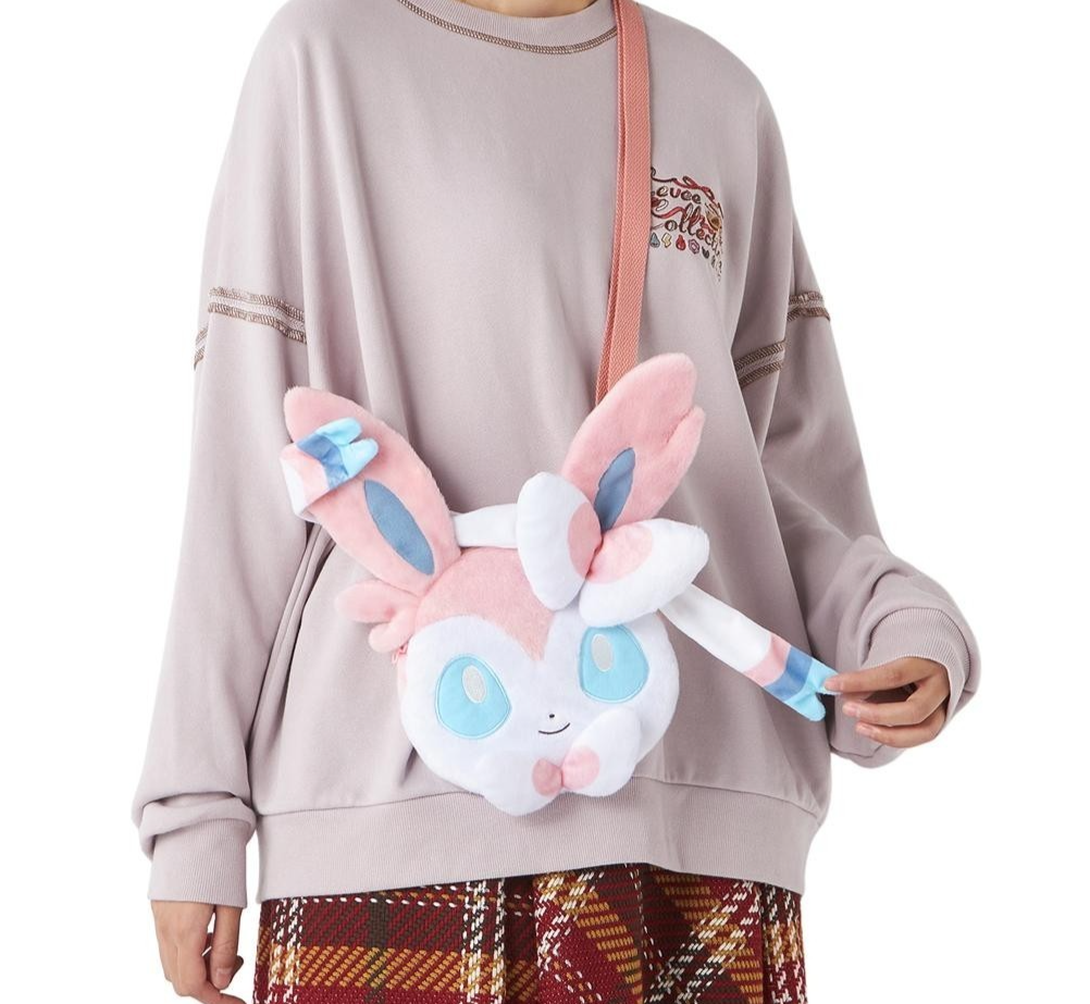 Japan Limited] Pokemon Center Sylveon Face Pochette Eevee