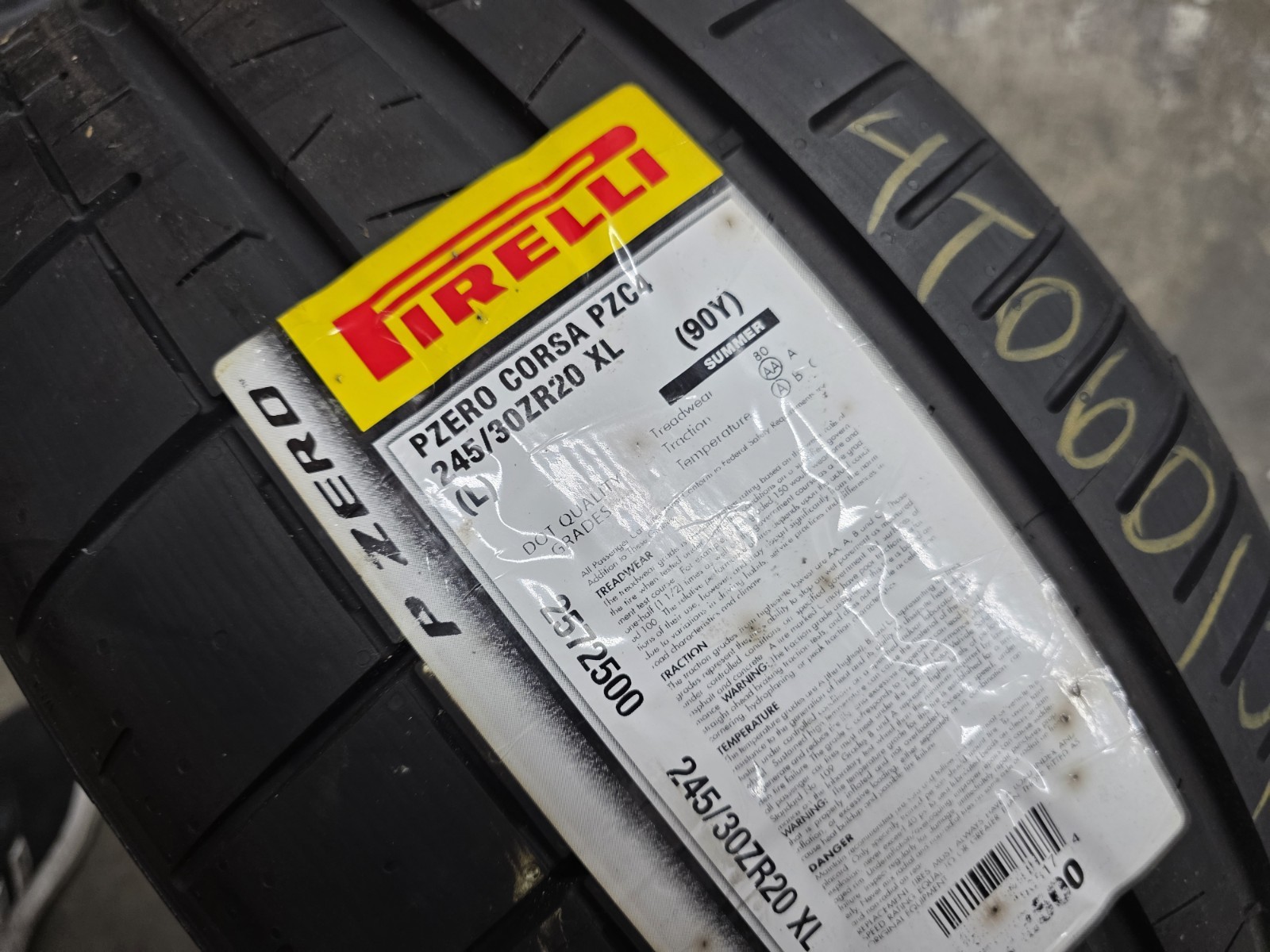 LAMBORGHINI HURACAN PIRELLI CORSA (PZC4) 245 30 R20 XL 90Y TIRE OEM 4T0601313L 2