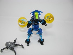 Lego Bionicle Protector of Water Figure (70780) with spider