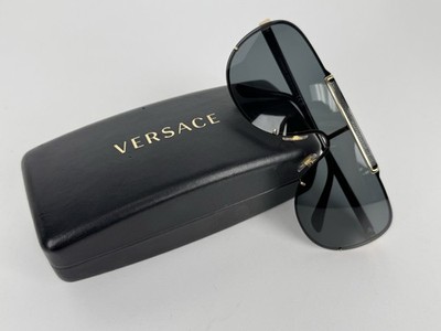 VERSACE　2140 1002/87　サングラス 高級　ブラック　ゴールド Versace Sunglasses MOD. 2140 1002/87 – Black Lens with Gold