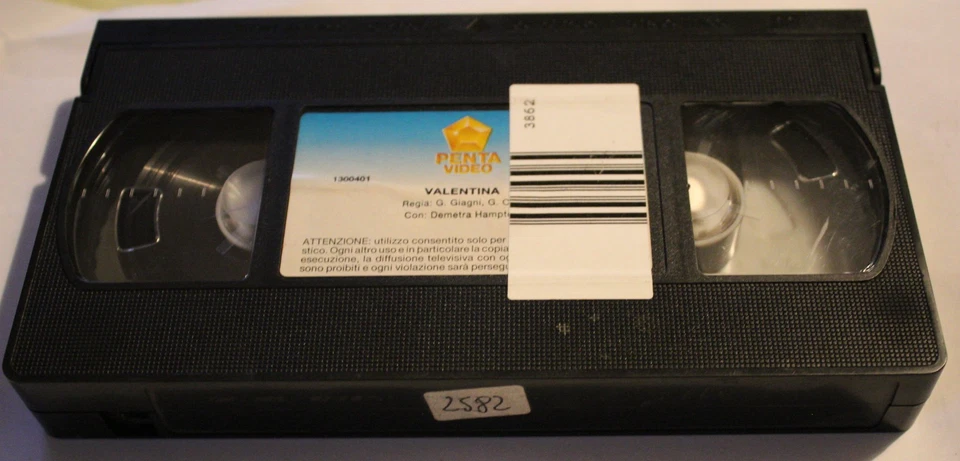 VALENTINA con Demetra Hampton VIDEOCASSETTA - VHS - Immagine 4 di 4