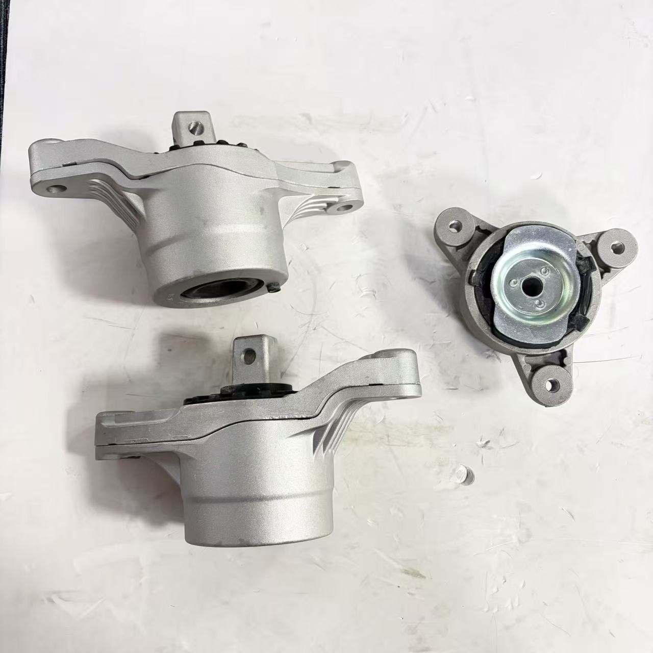 Maserati Ghibli 2013-2016 Engine mount