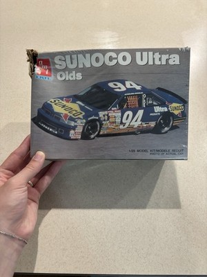 AMT Ertl Sunoco Ultra Olds #94 Oldsmobile 1:25 Model Kit MPN 6738